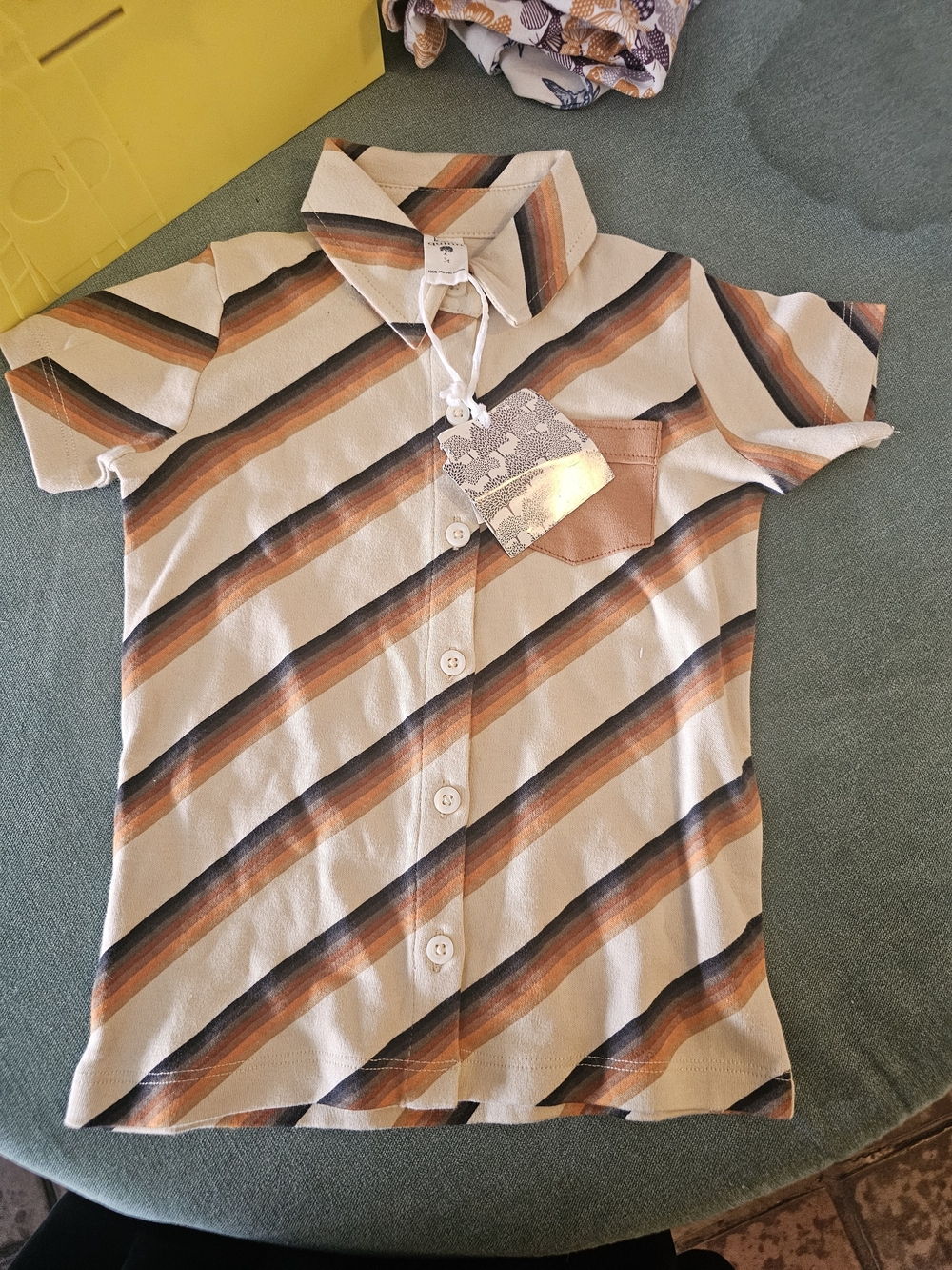 kate quinn Short-Sleeve Button-Down Shirt in Beige, Brown & Black Stripes